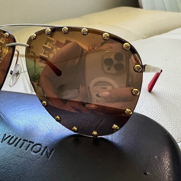 Lv sunglasses - Picture 1 of 9